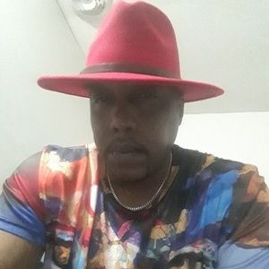 Meet your Posher, Cameron